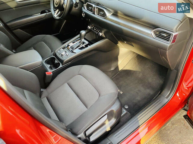 Червоний Мазда СХ-5, об'ємом двигуна 2 л та пробігом 15 тис. км за 27900 $, фото 46 на Automoto.ua