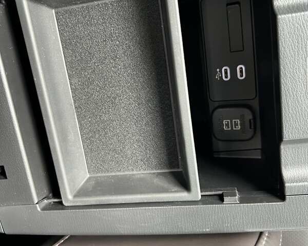 Червоний Мазда СХ-5, об'ємом двигуна 2.49 л та пробігом 11 тис. км за 28750 $, фото 51 на Automoto.ua