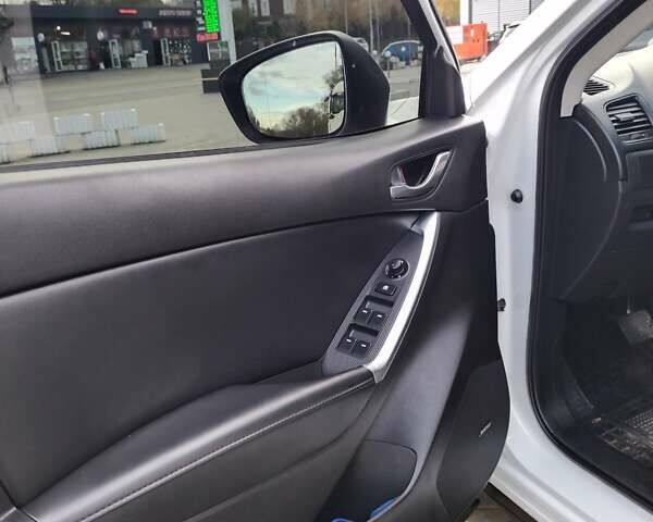 Мазда СХ-5 2013 в Черновцах на Automoto.ua Мазда СХ-5, объемом двигателя 2.19 л и пробегом 134 тыс. км за 16200 $, фото 15 на Automoto.ua