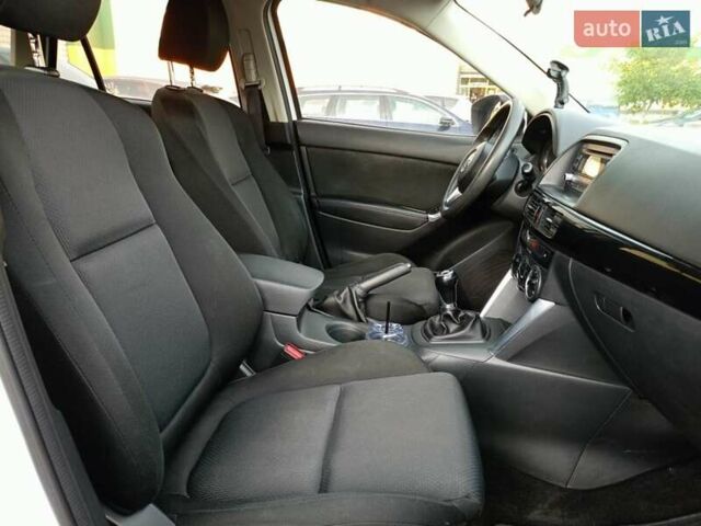 Мазда СХ-5, объемом двигателя 2 л и пробегом 182 тыс. км за 10300 $, фото 4 на Automoto.ua