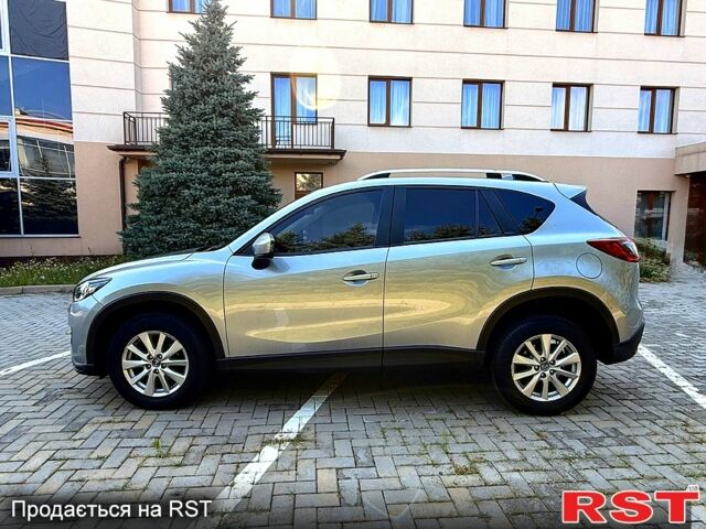 Мазда СХ-5, объемом двигателя 2.2 л и пробегом 200 тыс. км за 11500 $, фото 2 на Automoto.ua