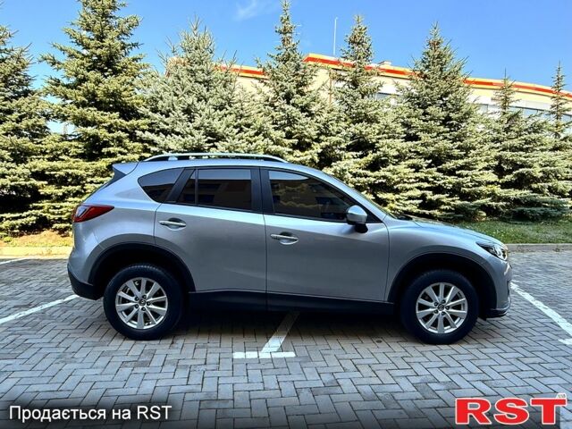 Мазда СХ-5, объемом двигателя 2.2 л и пробегом 200 тыс. км за 11500 $, фото 4 на Automoto.ua