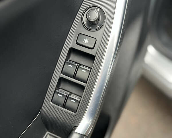 Серый Мазда СХ-5, объемом двигателя 2.19 л и пробегом 271 тыс. км за 11450 $, фото 16 на Automoto.ua