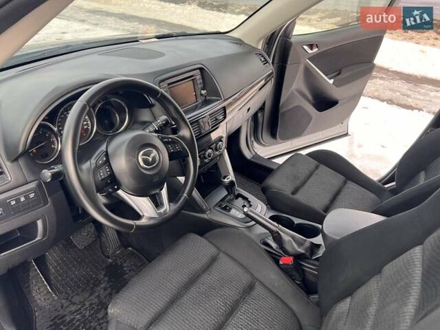 Серый Мазда СХ-5, объемом двигателя 2 л и пробегом 290 тыс. км за 11650 $, фото 3 на Automoto.ua