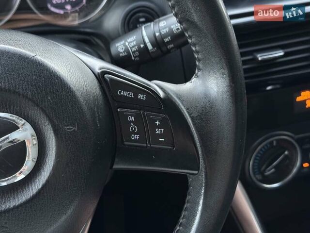 Серый Мазда СХ-5, объемом двигателя 2 л и пробегом 330 тыс. км за 9500 $, фото 16 на Automoto.ua