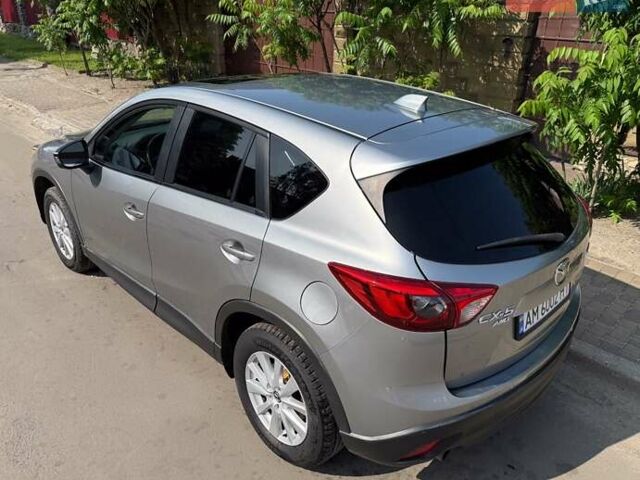 Сірий Мазда СХ-5, об'ємом двигуна 2 л та пробігом 207 тис. км за 12500 $, фото 4 на Automoto.ua