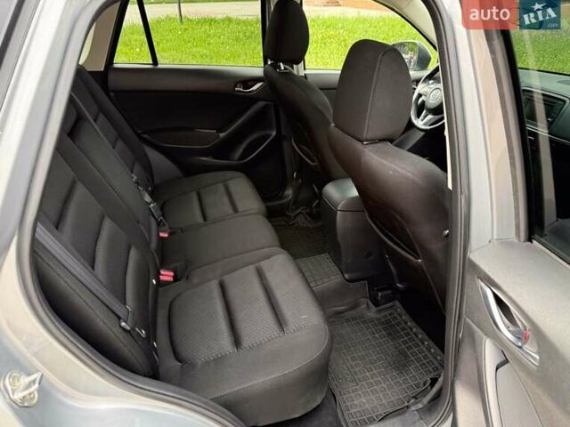 Сірий Мазда СХ-5, об'ємом двигуна 2 л та пробігом 207 тис. км за 12500 $, фото 14 на Automoto.ua