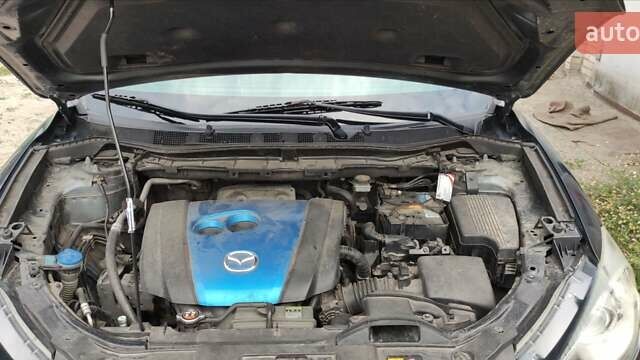 Мазда СХ-5 2012 в Киеве на Automoto.ua Серый Мазда СХ-5, объемом двигателя 2 л и пробегом 380 тыс. км за 13600 $, фото 19 на Automoto.ua