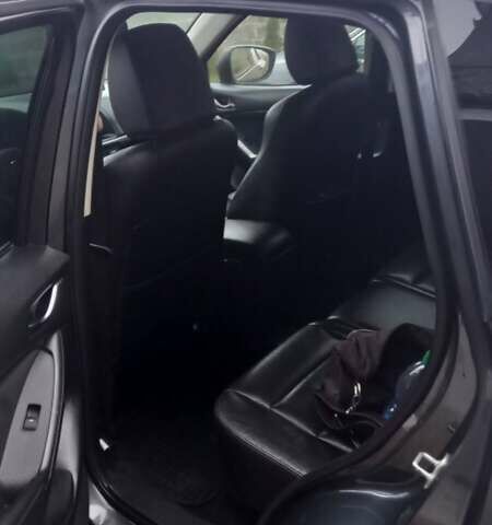 Серый Мазда СХ-5, объемом двигателя 2.19 л и пробегом 225 тыс. км за 14300 $, фото 9 на Automoto.ua