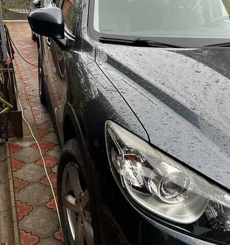 Серый Мазда СХ-5, объемом двигателя 2.19 л и пробегом 225 тыс. км за 13500 $, фото 5 на Automoto.ua