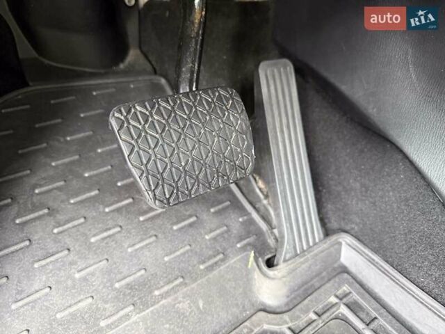 Сірий Мазда СХ-5, об'ємом двигуна 2 л та пробігом 207 тис. км за 12500 $, фото 11 на Automoto.ua