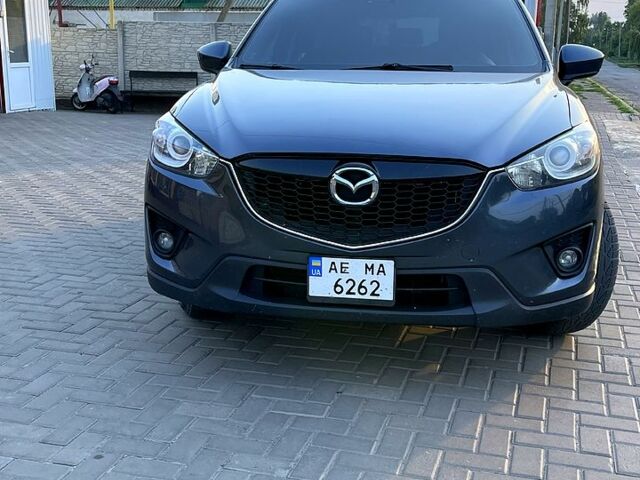 Серый Мазда СХ-5, объемом двигателя 2 л и пробегом 190 тыс. км за 12000 $, фото 2 на Automoto.ua