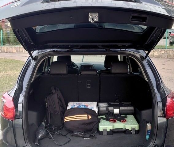 Серый Мазда СХ-5, объемом двигателя 2 л и пробегом 345 тыс. км за 12100 $, фото 3 на Automoto.ua