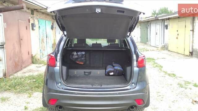 Мазда СХ-5 2012 в Киеве на Automoto.ua Серый Мазда СХ-5, объемом двигателя 2 л и пробегом 380 тыс. км за 13600 $, фото 8 на Automoto.ua