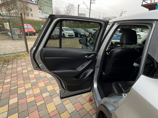 Сірий Мазда СХ-5, об'ємом двигуна 2.2 л та пробігом 219 тис. км за 13500 $, фото 12 на Automoto.ua