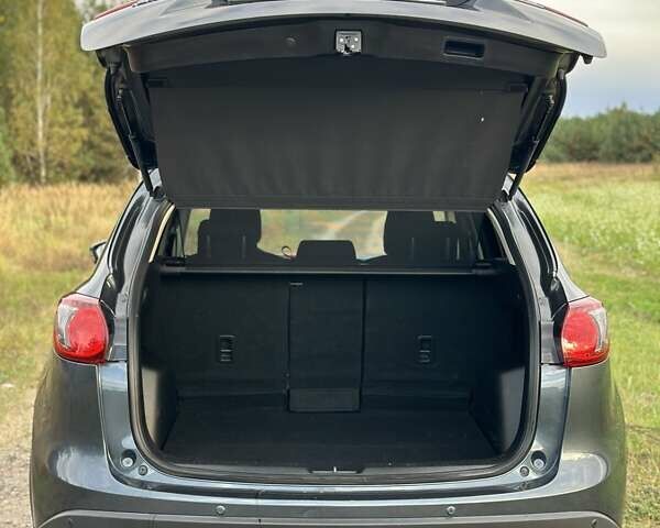 Серый Мазда СХ-5, объемом двигателя 2.2 л и пробегом 195 тыс. км за 12800 $, фото 9 на Automoto.ua