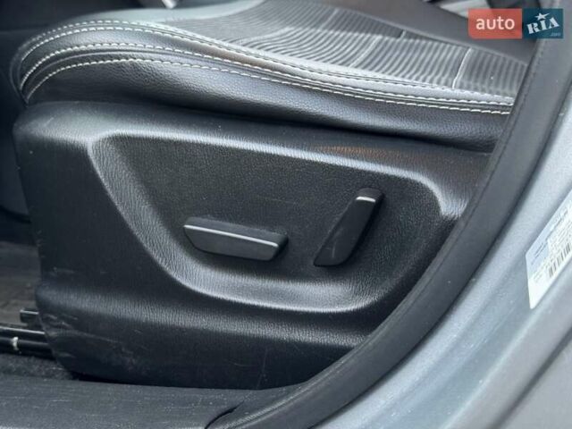 Серый Мазда СХ-5, объемом двигателя 2 л и пробегом 330 тыс. км за 9500 $, фото 24 на Automoto.ua