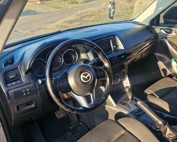 Серый Мазда СХ-5, объемом двигателя 2 л и пробегом 300 тыс. км за 12000 $, фото 12 на Automoto.ua