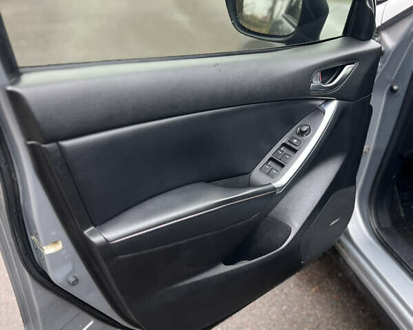 Серый Мазда СХ-5, объемом двигателя 2.19 л и пробегом 271 тыс. км за 11450 $, фото 12 на Automoto.ua