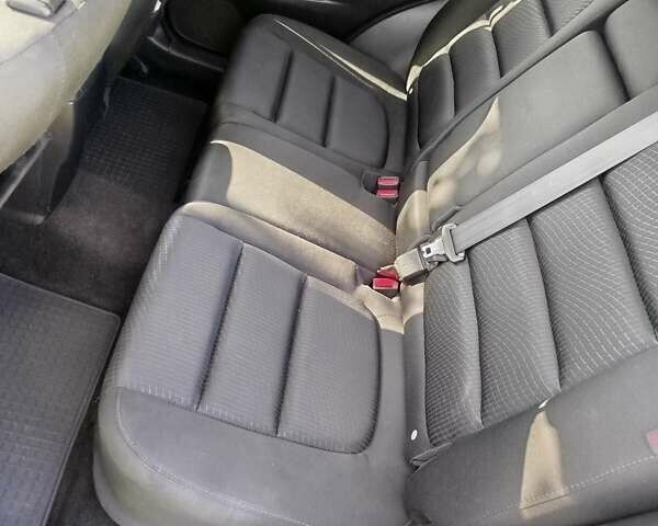 Серый Мазда СХ-5, объемом двигателя 2.19 л и пробегом 250 тыс. км за 10800 $, фото 8 на Automoto.ua