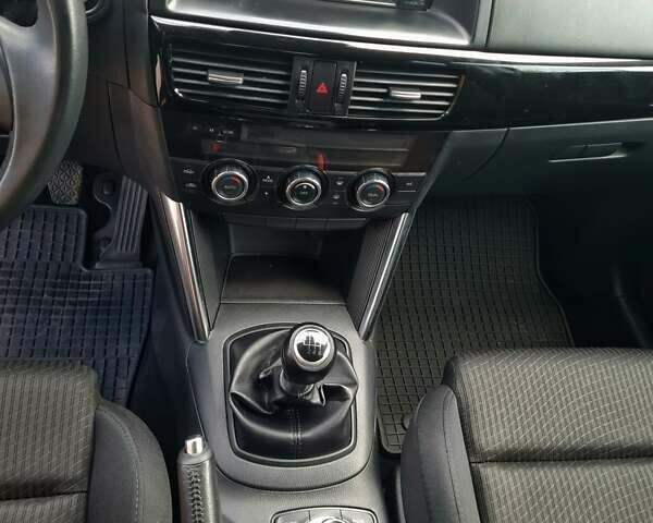 Серый Мазда СХ-5, объемом двигателя 2.2 л и пробегом 251 тыс. км за 12000 $, фото 16 на Automoto.ua