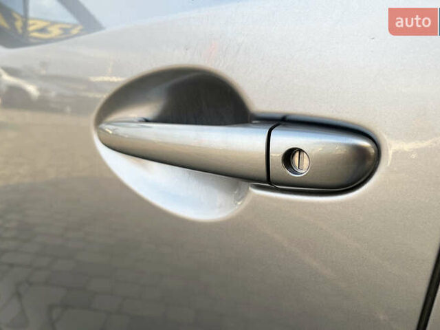 Серый Мазда СХ-5, объемом двигателя 2.2 л и пробегом 247 тыс. км за 12600 $, фото 8 на Automoto.ua