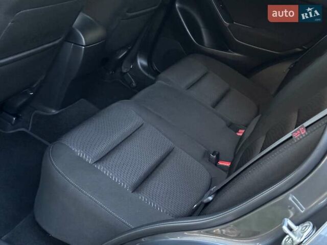Сірий Мазда СХ-5, об'ємом двигуна 2 л та пробігом 75 тис. км за 15300 $, фото 21 на Automoto.ua