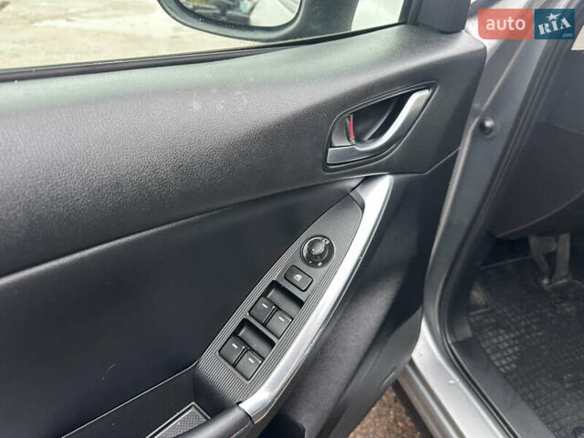 Серый Мазда СХ-5, объемом двигателя 2.2 л и пробегом 208 тыс. км за 13200 $, фото 28 на Automoto.ua