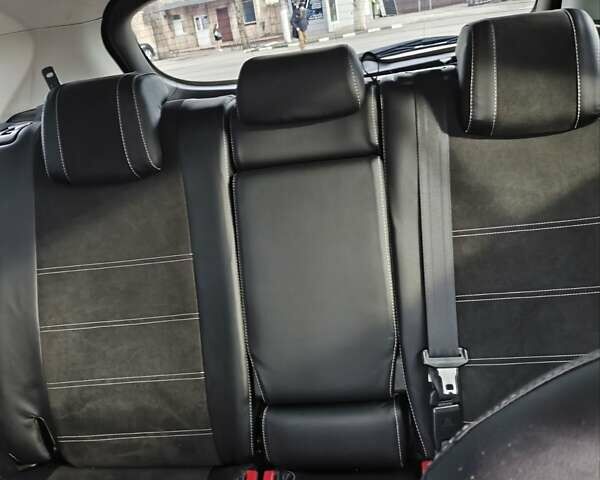 Серый Мазда СХ-5, объемом двигателя 2.19 л и пробегом 248 тыс. км за 13200 $, фото 27 на Automoto.ua