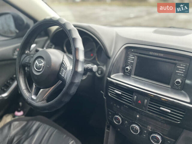Серый Мазда СХ-5, объемом двигателя 2 л и пробегом 175 тыс. км за 11900 $, фото 2 на Automoto.ua