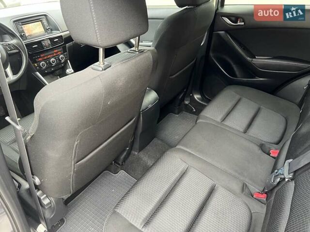 Серый Мазда СХ-5, объемом двигателя 2.2 л и пробегом 225 тыс. км за 12300 $, фото 85 на Automoto.ua