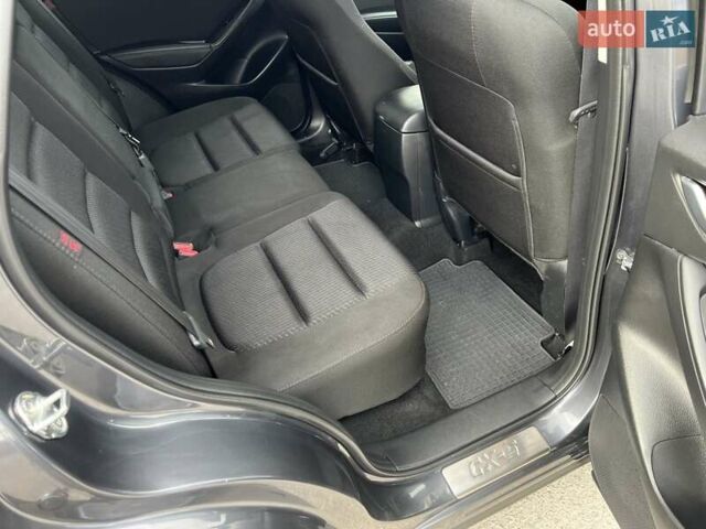 Серый Мазда СХ-5, объемом двигателя 2.2 л и пробегом 225 тыс. км за 12300 $, фото 77 на Automoto.ua