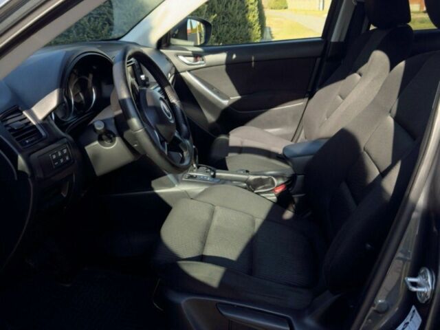 Серый Мазда СХ-5, объемом двигателя 2.2 л и пробегом 280 тыс. км за 11000 $, фото 6 на Automoto.ua