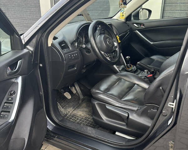 Серый Мазда СХ-5, объемом двигателя 2.2 л и пробегом 218 тыс. км за 12500 $, фото 5 на Automoto.ua