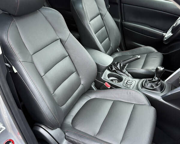 Сірий Мазда СХ-5, об'ємом двигуна 2.2 л та пробігом 187 тис. км за 12900 $, фото 61 на Automoto.ua