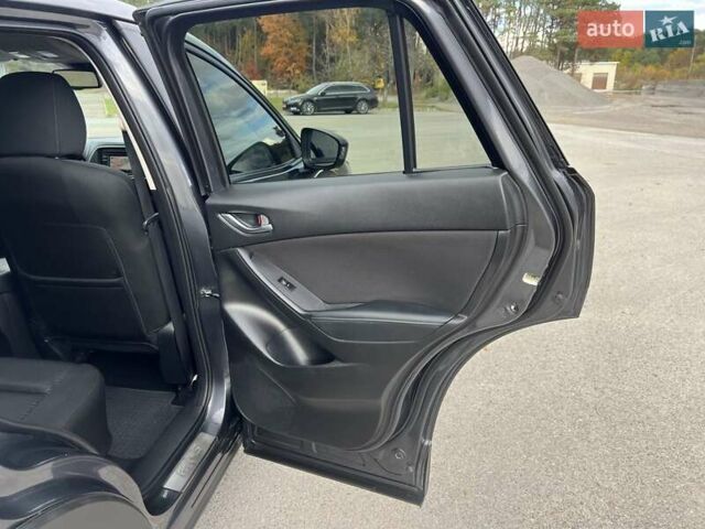 Серый Мазда СХ-5, объемом двигателя 2.2 л и пробегом 225 тыс. км за 12300 $, фото 76 на Automoto.ua