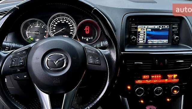 Серый Мазда СХ-5, объемом двигателя 2.19 л и пробегом 207 тыс. км за 14200 $, фото 5 на Automoto.ua