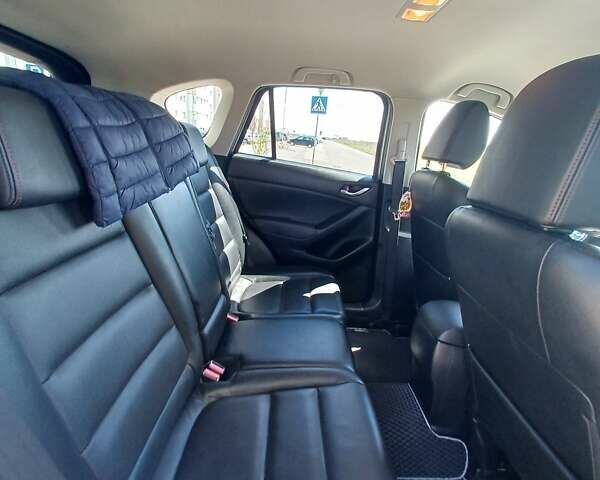 Серый Мазда СХ-5, объемом двигателя 2.2 л и пробегом 260 тыс. км за 14800 $, фото 6 на Automoto.ua