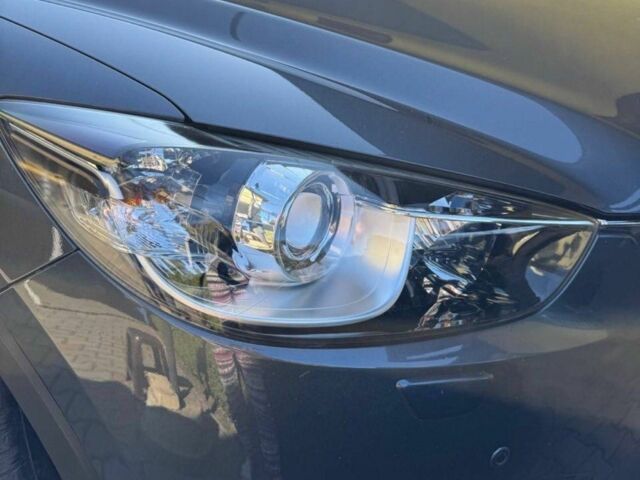 Серый Мазда СХ-5, объемом двигателя 2.2 л и пробегом 280 тыс. км за 11000 $, фото 1 на Automoto.ua