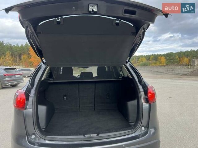 Серый Мазда СХ-5, объемом двигателя 2.2 л и пробегом 225 тыс. км за 12300 $, фото 89 на Automoto.ua