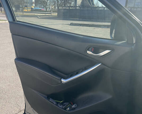 Мазда СХ-5 2013 в Николаеве на Automoto.ua Серый Мазда СХ-5, объемом двигателя 2.49 л и пробегом 165 тыс. км за 14250 $, фото 23 на Automoto.ua