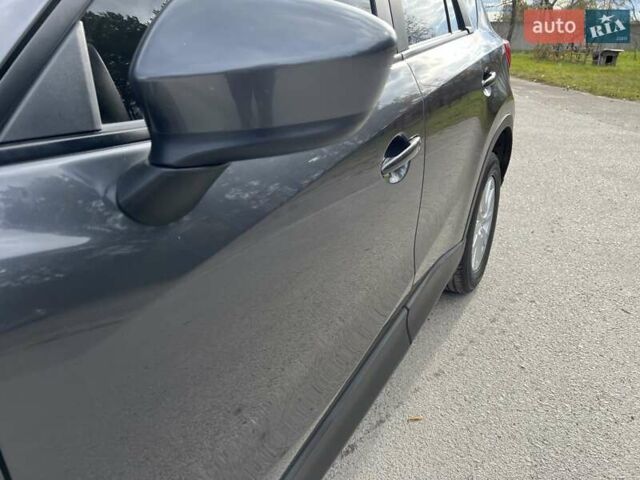 Серый Мазда СХ-5, объемом двигателя 2.2 л и пробегом 225 тыс. км за 12300 $, фото 35 на Automoto.ua