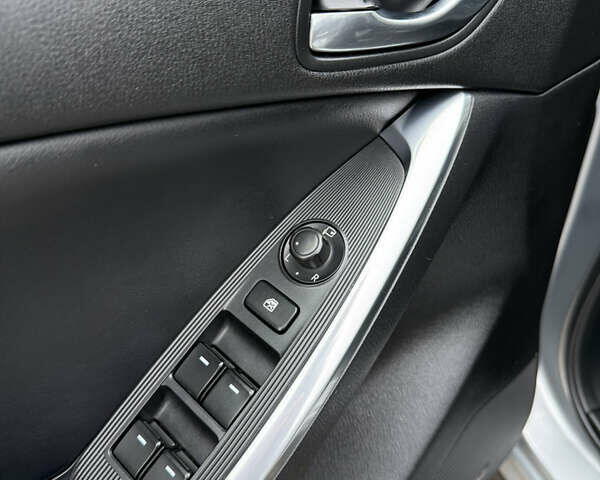 Сірий Мазда СХ-5, об'ємом двигуна 2.2 л та пробігом 187 тис. км за 12900 $, фото 86 на Automoto.ua