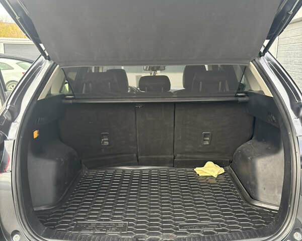 Серый Мазда СХ-5, объемом двигателя 2.2 л и пробегом 218 тыс. км за 12500 $, фото 8 на Automoto.ua