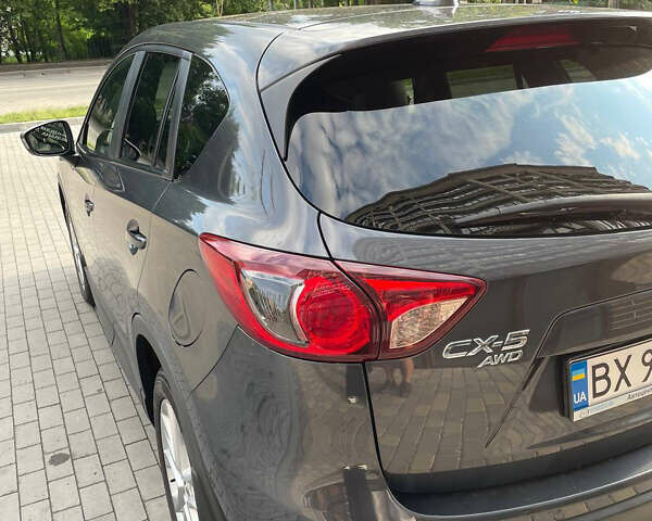 Сірий Мазда СХ-5, об'ємом двигуна 2.2 л та пробігом 169 тис. км за 15000 $, фото 4 на Automoto.ua