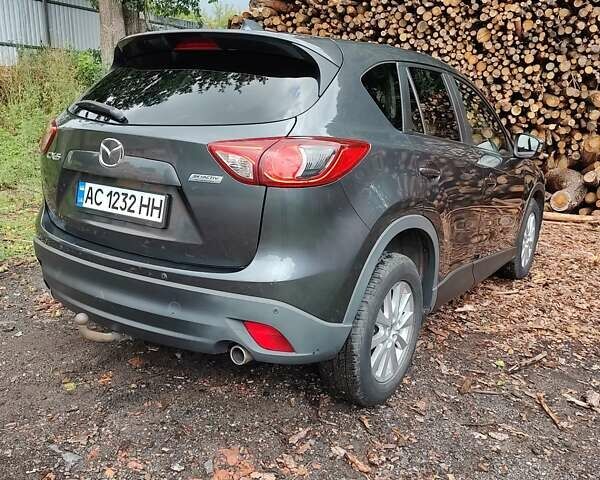 Серый Мазда СХ-5, объемом двигателя 2.2 л и пробегом 264 тыс. км за 13200 $, фото 4 на Automoto.ua