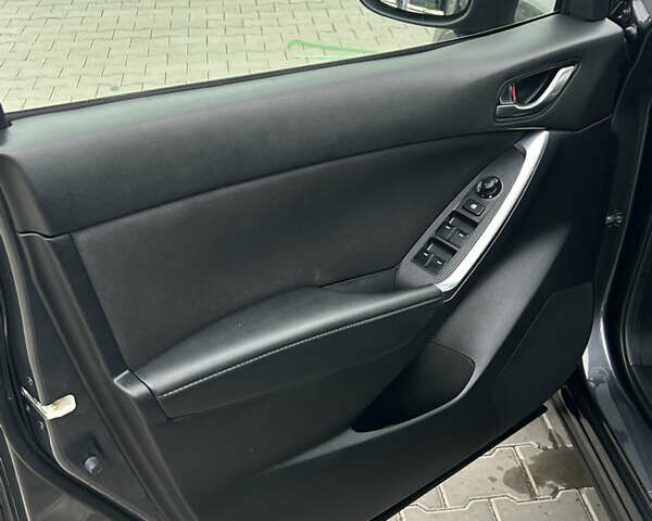 Серый Мазда СХ-5, объемом двигателя 2.2 л и пробегом 179 тыс. км за 13200 $, фото 17 на Automoto.ua