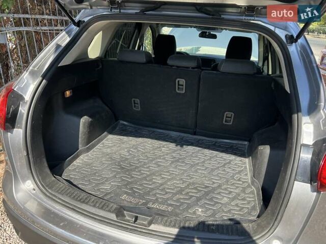 Сірий Мазда СХ-5, об'ємом двигуна 2 л та пробігом 132 тис. км за 8999 $, фото 23 на Automoto.ua