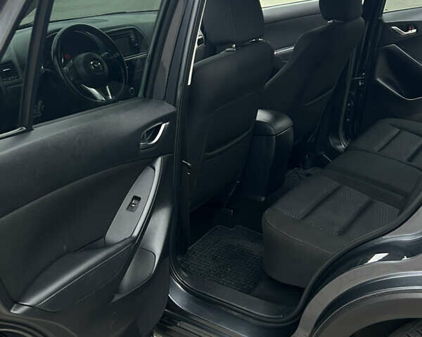 Серый Мазда СХ-5, объемом двигателя 2.2 л и пробегом 179 тыс. км за 13200 $, фото 23 на Automoto.ua