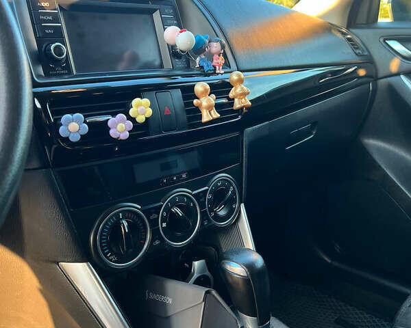 Серый Мазда СХ-5, объемом двигателя 2 л и пробегом 132 тыс. км за 13900 $, фото 10 на Automoto.ua